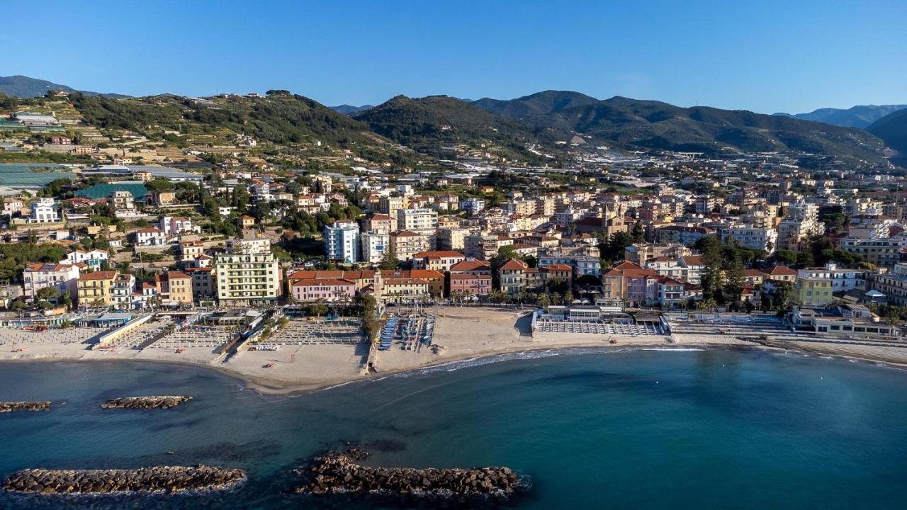 Hotel Vita Serena Arma di Taggia Exteriér fotografie